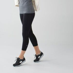 Lululemon Pace Rival Crop *22", Black (early release), size 6 - READ